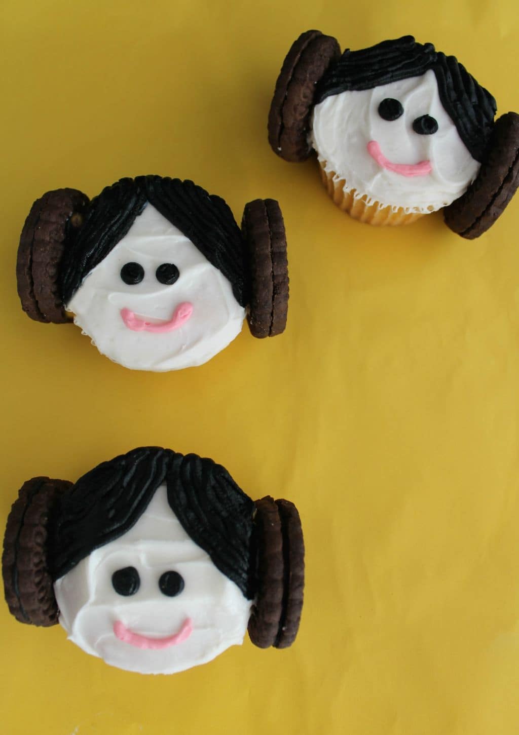 princess leia cupcakes